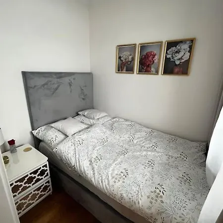 Appartamento Close To Medicover And Paley